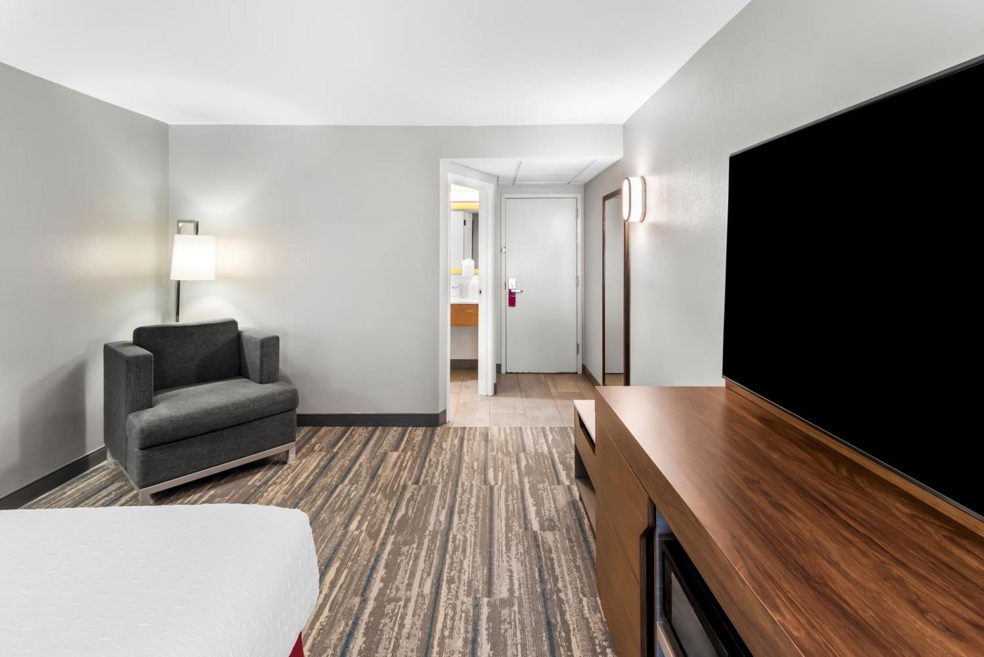 Hampton Inn Indianapolis Northeast/Castleton Exterior photo